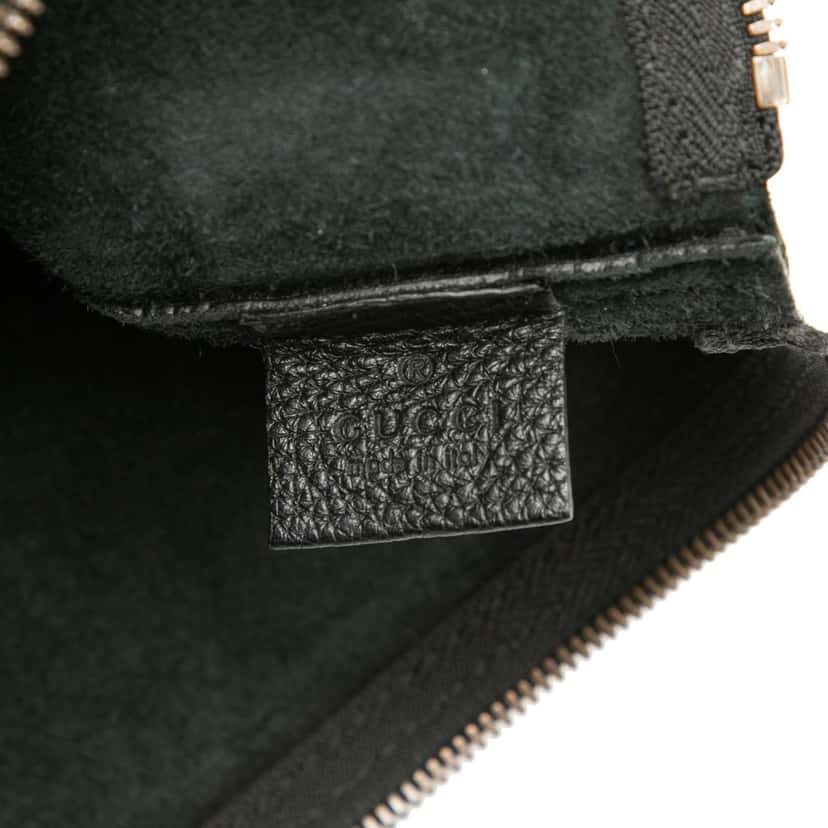 Gucci Leather Logo Clutch Black Leather Very good condition - Box View