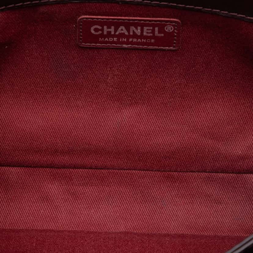 Chanel Small Aged Calfskin Lady Pearly Flap Purple Leather Very good condition - Model View
