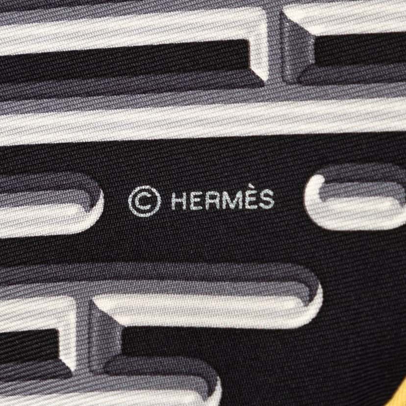 Hermès Parcours DH Silk Scarf 90 Black Very good condition - Box View