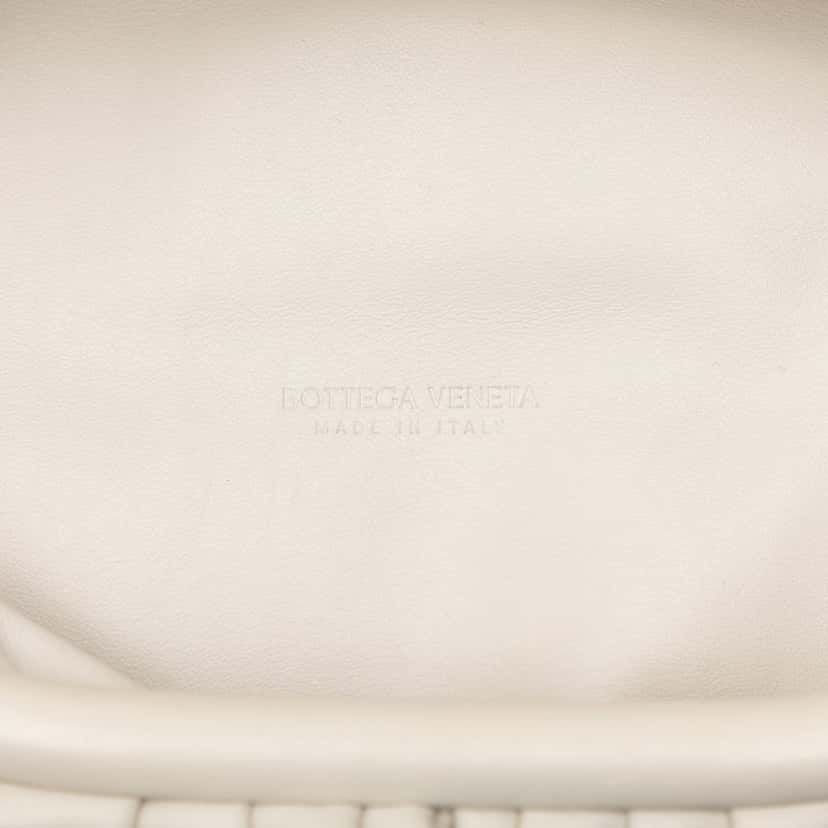 Bottega Veneta Lambskin Belt Chain Pouch White Leather Very good condition - Box View