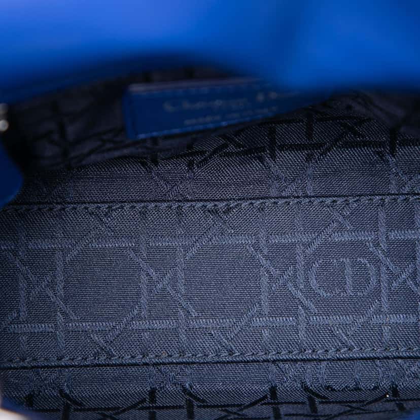 Dior Mini Lambskin Cannage Lady Dior Blue Leather Very good condition - Model View