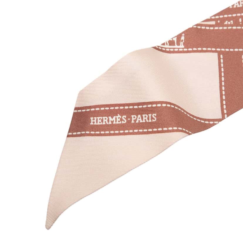 Hermès Bolduc Silk Twilly Scarf Pink Never worn - Model View