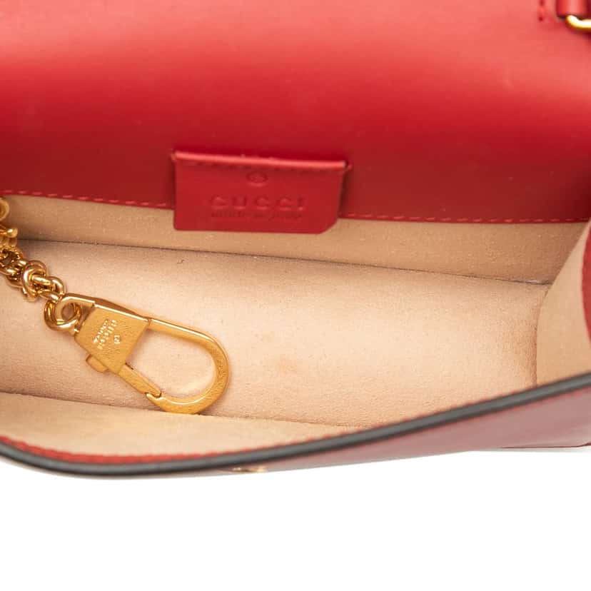 Gucci Super Mini Calfskin Sylvie Chain Crossbody Red Leather Very good condition - Model View