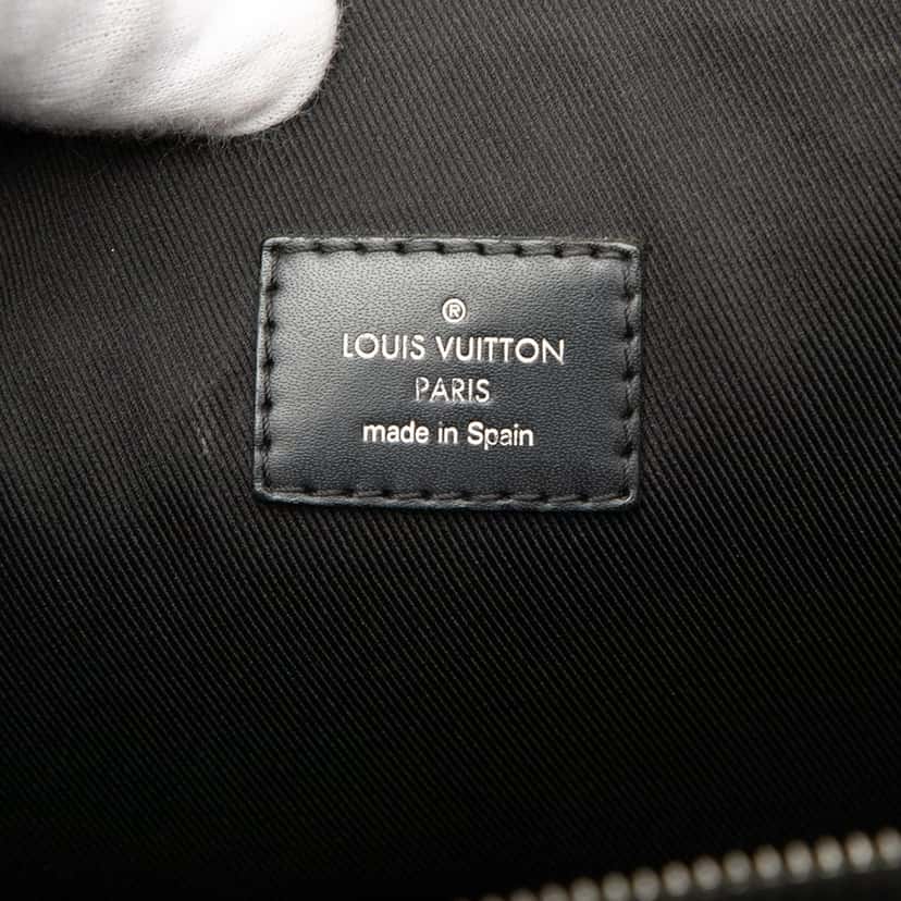 Louis Vuitton Epi Oliver Briefcase Black Leather Very good condition - Box View