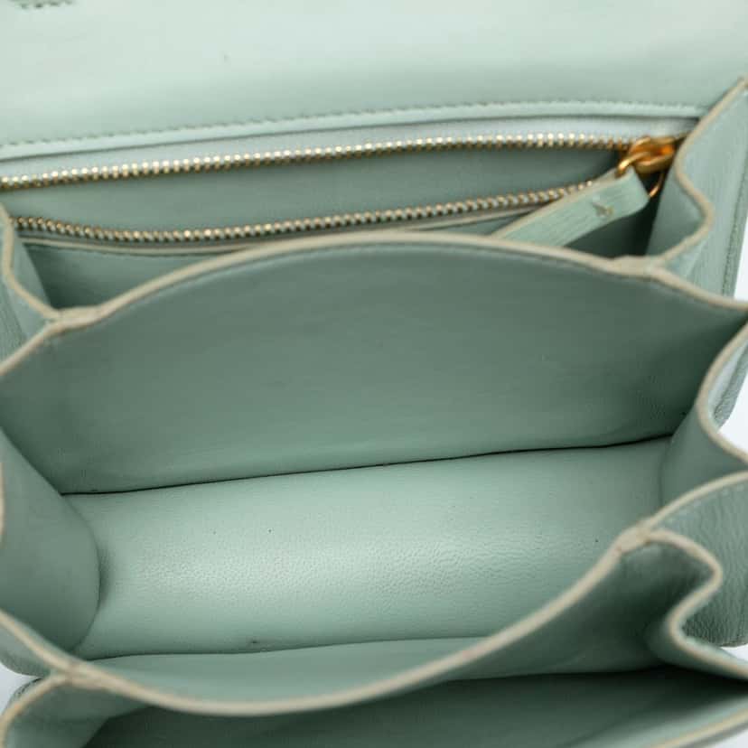 Celine Small Calfskin Classic Box Green Leather Very good condition - Model View