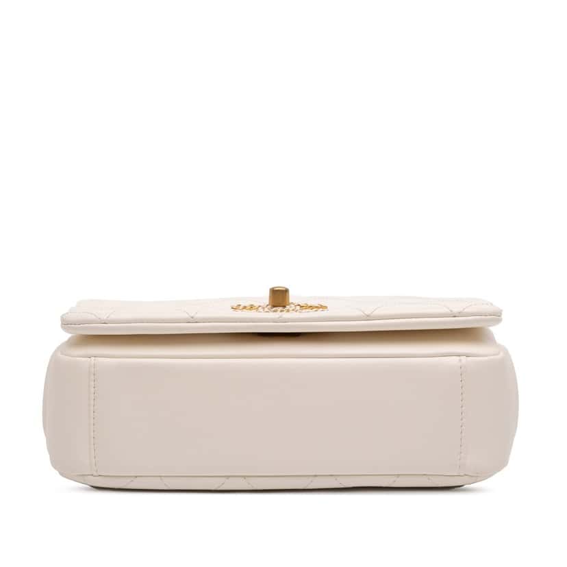 Chanel Small Quilted Lambskin On And On Chain Flap White Leather Very good condition - Inside View