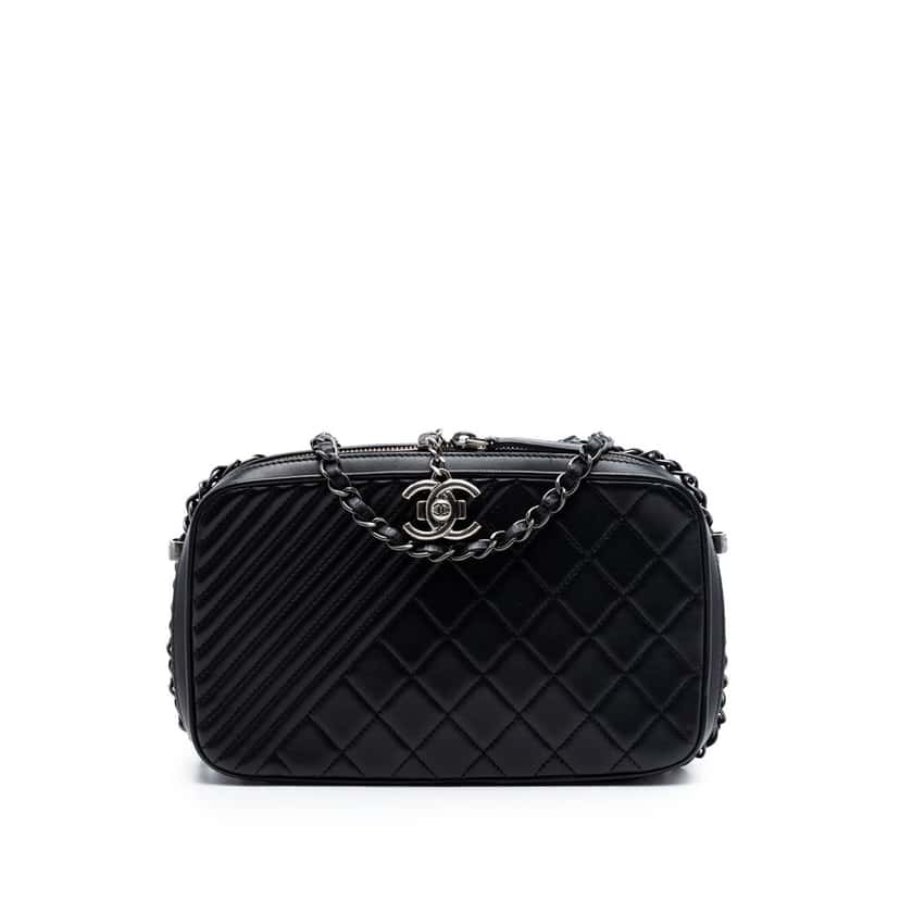 Chanel Medium Quilted Lambskin Coco Boy Camera Bag Black Leather Very good condition - Front View