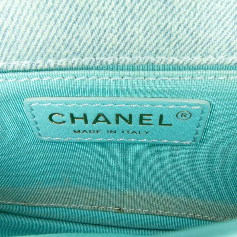 Chanel Mini CC Quilted Denim Messenger Flap Blue Very good condition - Box View