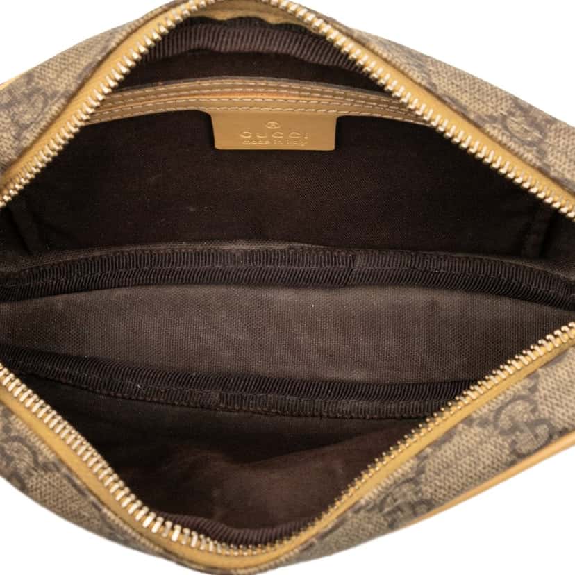 Gucci GG Supreme Crossbody Beige Very good condition - Model View