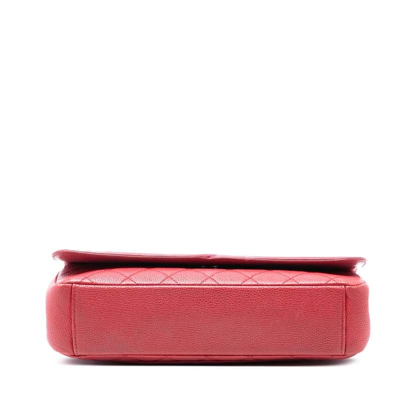 Chanel Medium Caviar CC Filigree Flap Red Leather Very good condition - Inside View