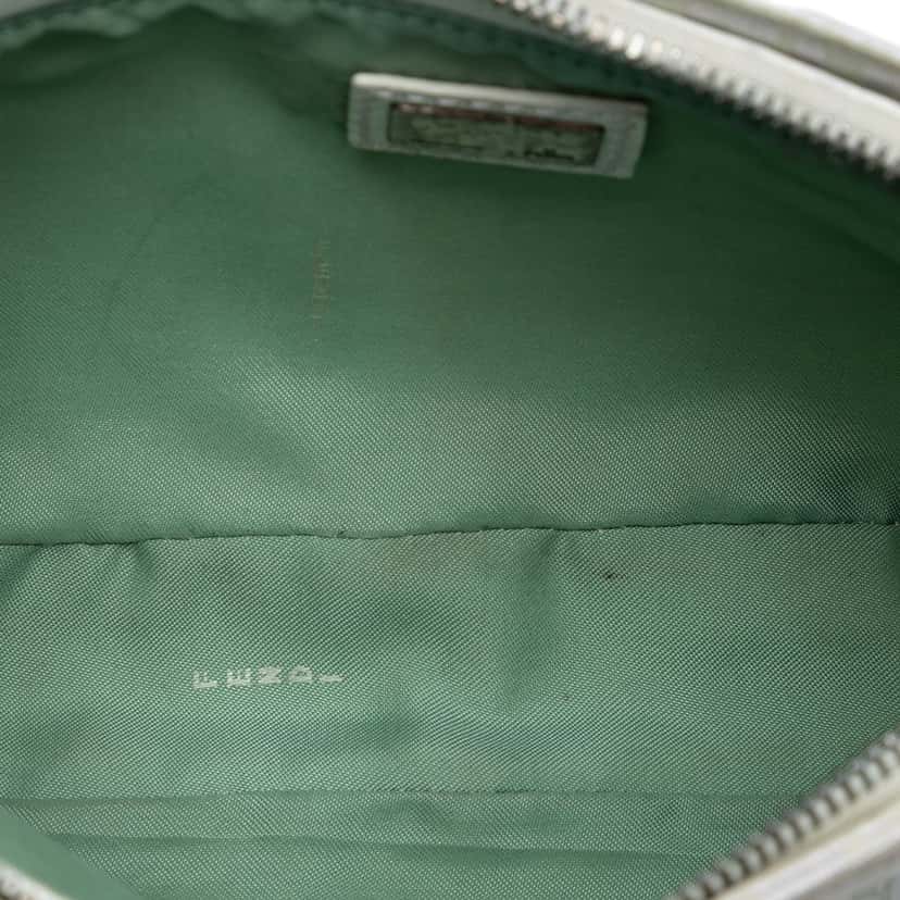 Fendi Zucchino Canvas Pochette White Very good condition - Model View