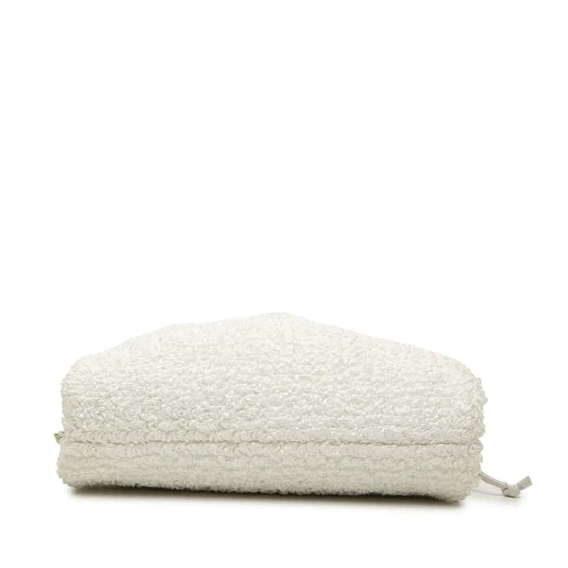 Bottega Veneta Boucle Raffia The Mini Pouch Crossbody White Very good condition - Inside View