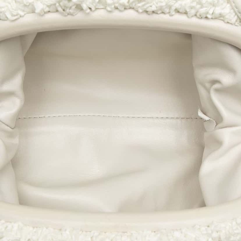 Bottega Veneta Boucle Raffia The Mini Pouch Crossbody White Very good condition - Model View