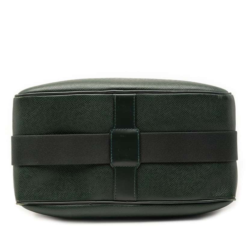 Louis Vuitton Taiga Reporter PM Green Leather Very good condition - Inside View