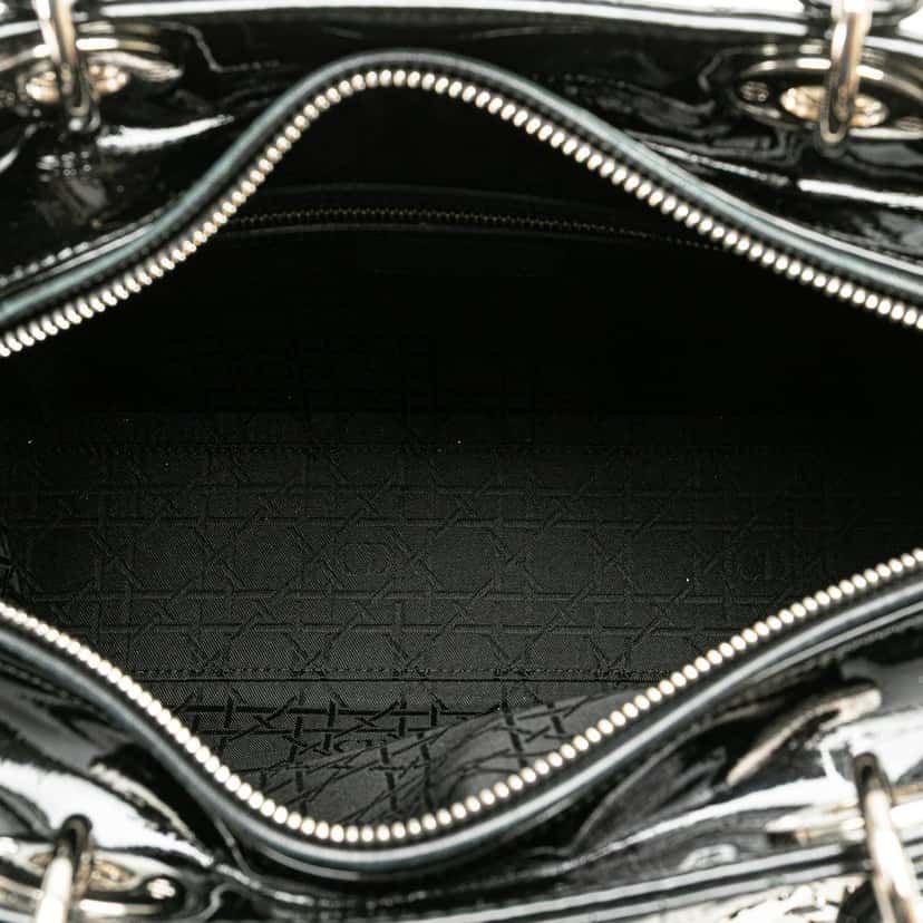 Dior Large Patent Cannage Lady Dior Black Leather Very good condition - Model View