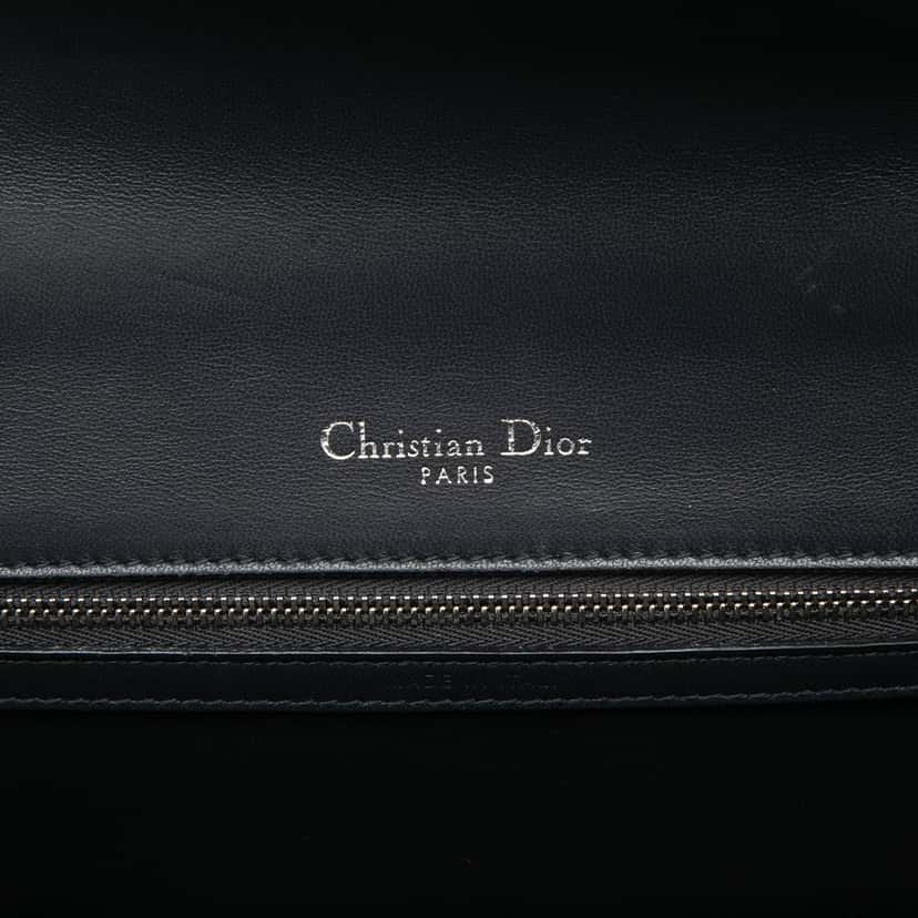 Dior Medium Metallic Patent Microcannage Diorama Flap Silver Leather Good condition - Box View