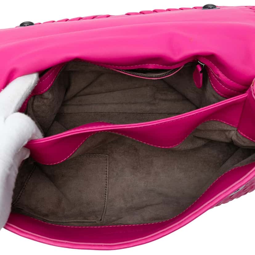Bottega Veneta Medium Nappa Intrecciato Olimpia Shoulder Bag Pink Leather Very good condition - Model View