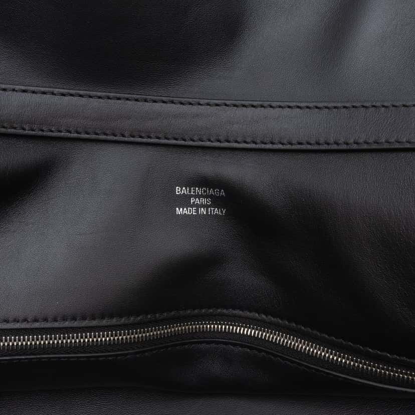 Balenciaga Medium Leather Rodeo Messenger Bag Black Leather Very good condition - Box View
