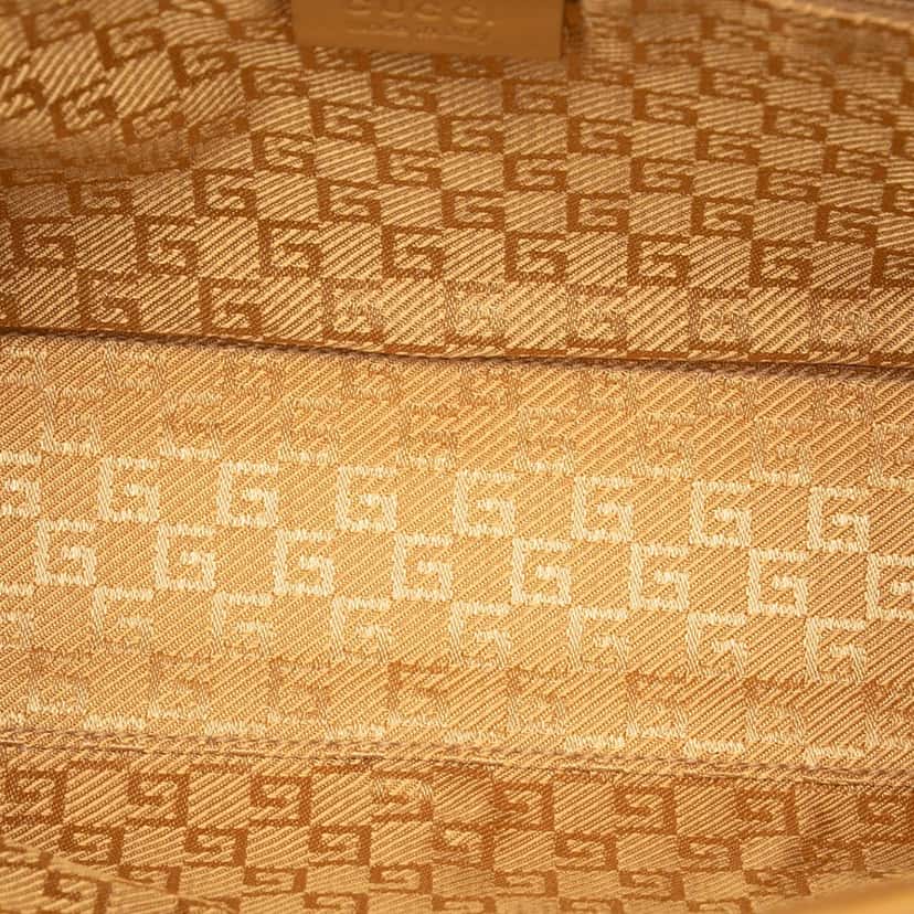 Gucci Suede Jackie Bardot Handbag White Leather Good condition - Model View