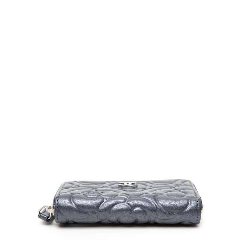 Chanel CC Grained Calfskin Camellia Embossed Zip Coin Purse Other Leather Very good condition - Inside View