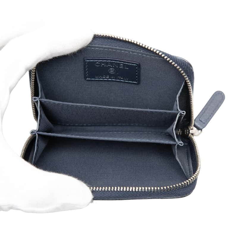 Chanel CC Grained Calfskin Camellia Embossed Zip Coin Purse Other Leather Very good condition - Box View