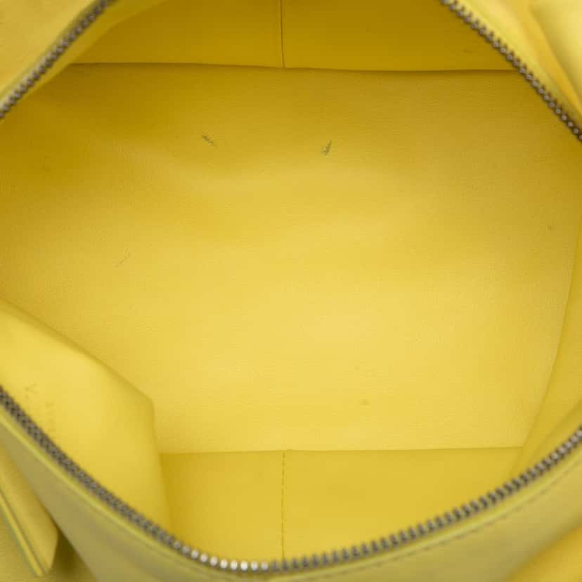 Bottega Veneta Calfskin Double Knot Bag Yellow Leather Very good condition - Model View