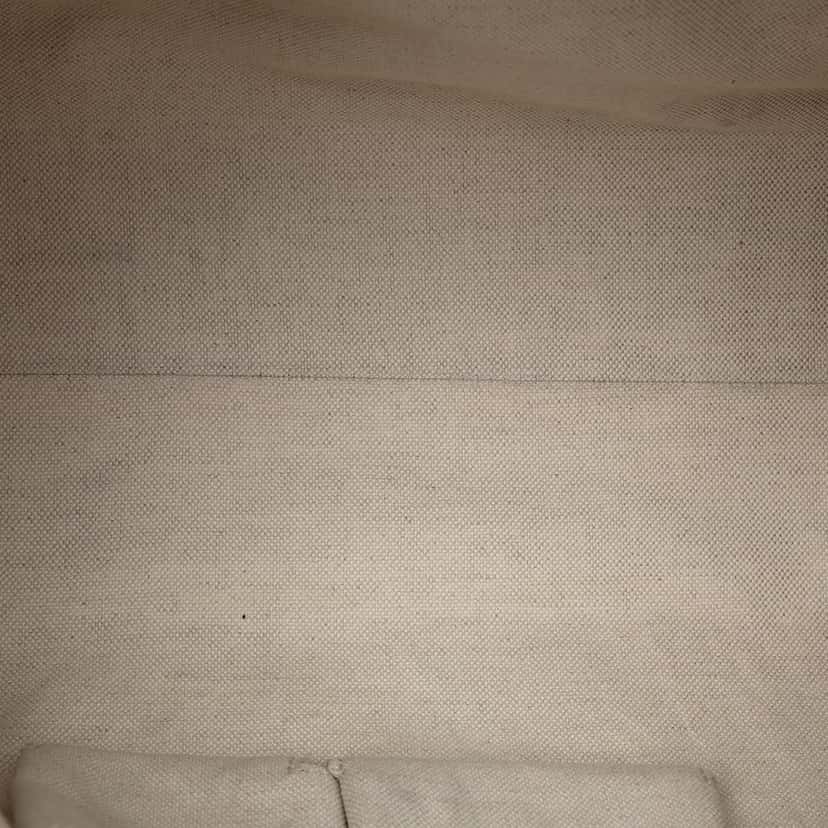 Gucci Medium GG Canvas Bella Shoulder Bag Beige Very good condition - Model View