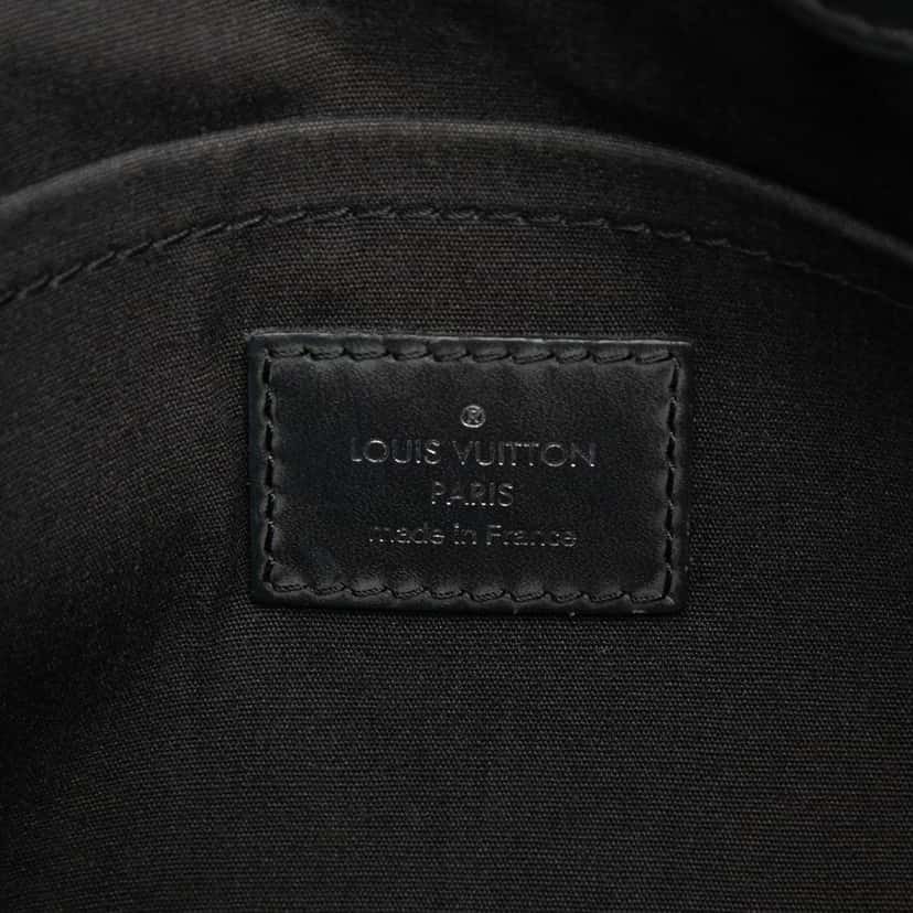 Louis Vuitton Epi Passy PM Black Leather Very good condition - Box View