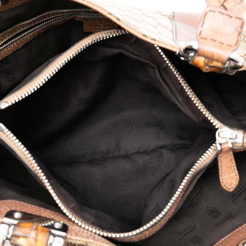 Gucci Medium GG Canvas Bamboo Libeccio Tote Beige Very good condition - Model View