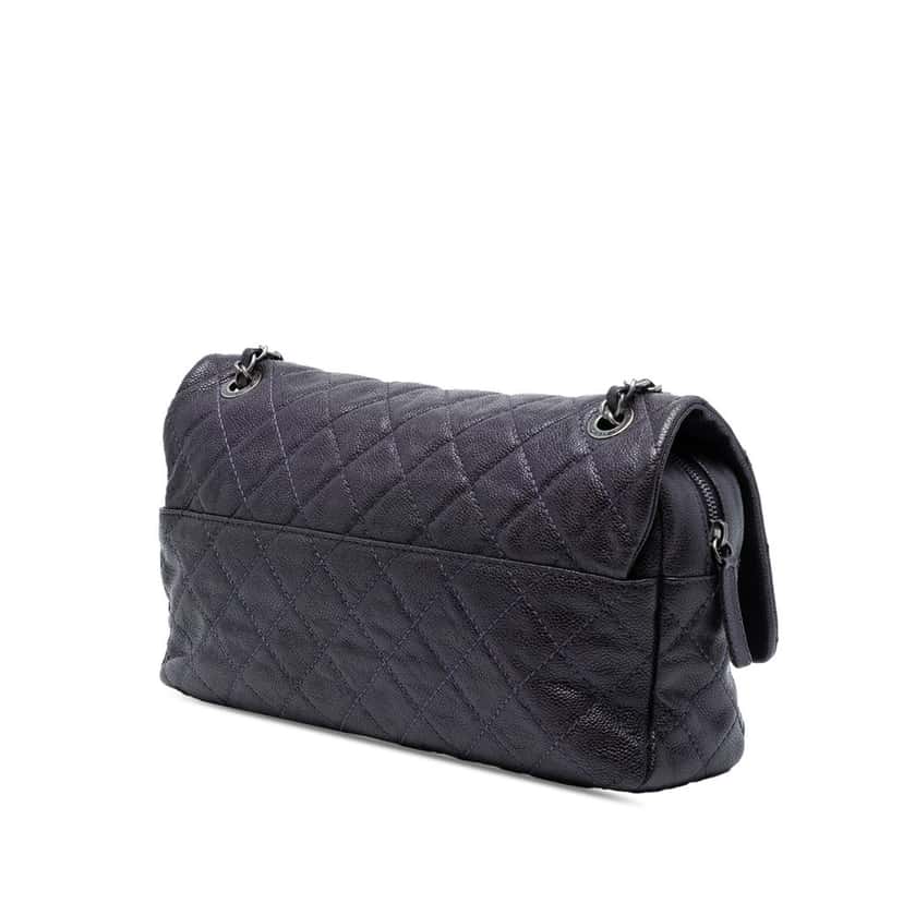 Chanel Jumbo Quilted Iridescent Caviar Easy Flap Purple Leather Very good condition - Back View