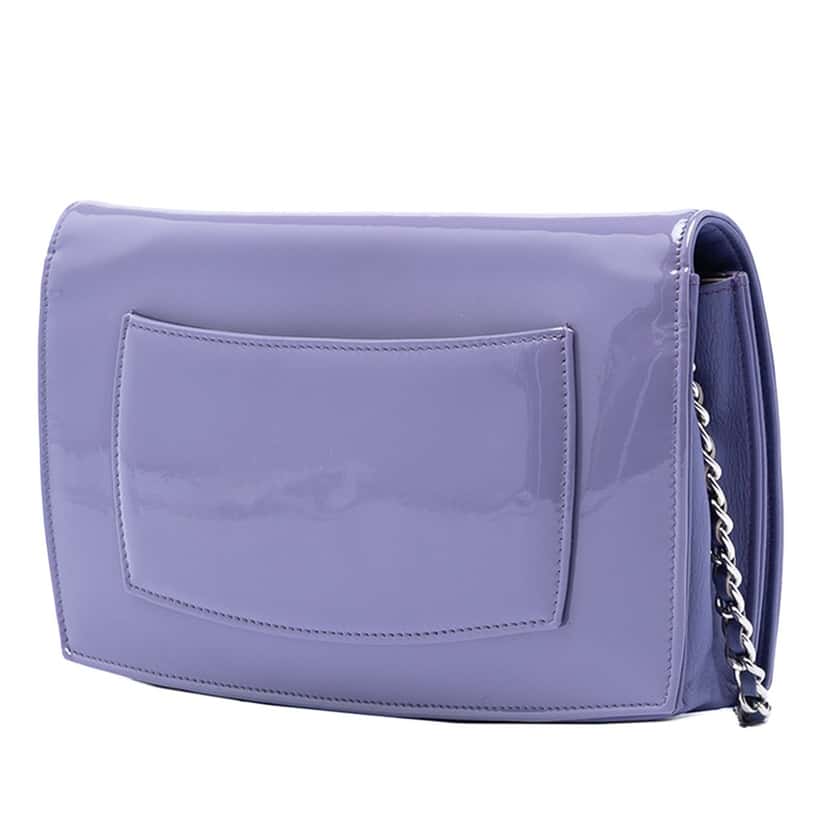 Chanel CC Patent Wallet On Chain Purple Leather Very good condition - Back View