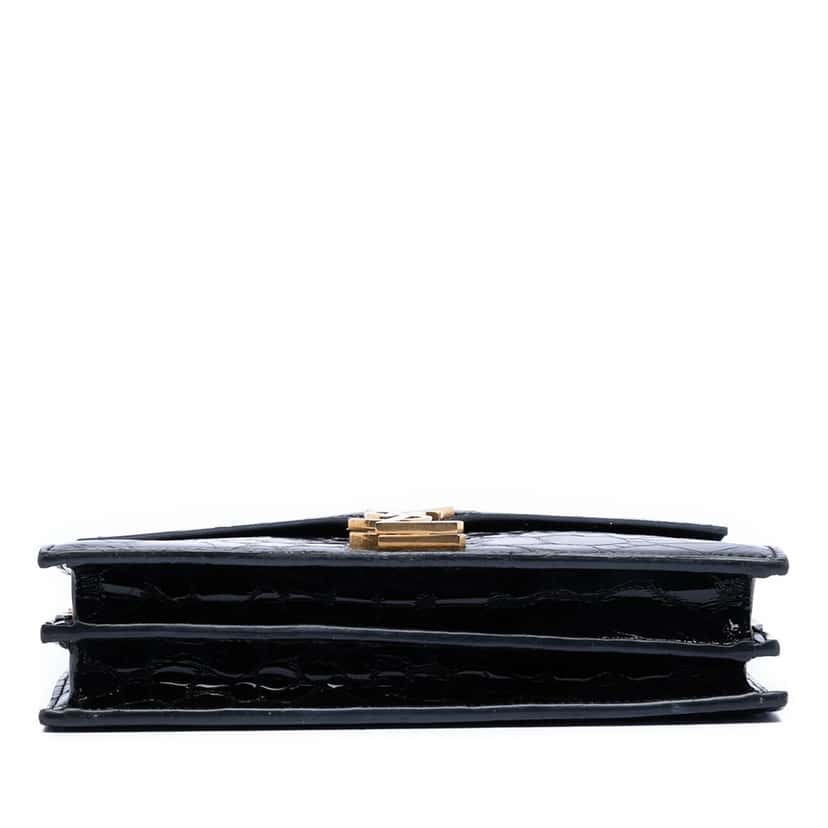 Saint Laurent Shiny Croc Embossed Calfskin Monogram Cassandra Chain Wallet Black Leather Very good condition - Inside View