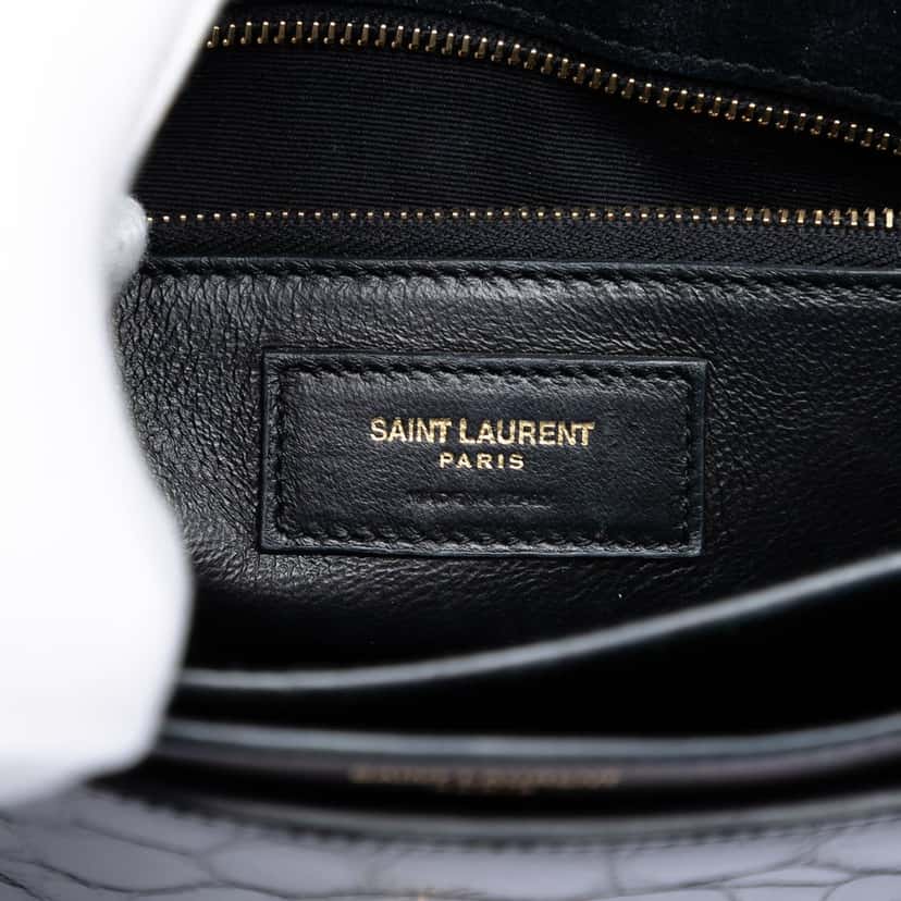 Saint Laurent Shiny Croc Embossed Calfskin Monogram Cassandra Chain Wallet Black Leather Very good condition - Box View