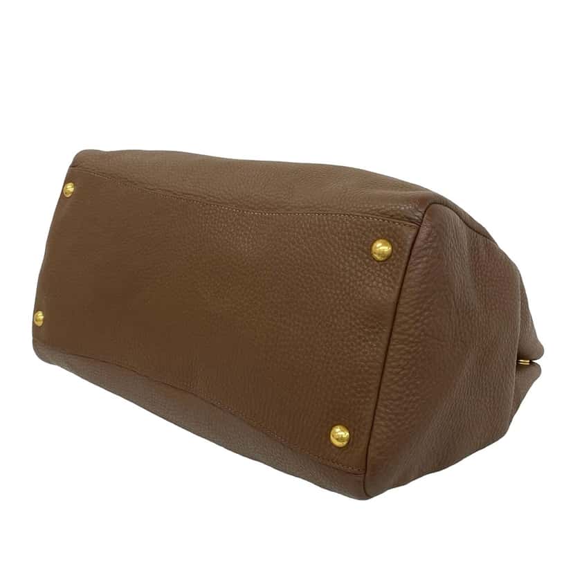 Prada Vitello Daino Open Convertible Tote Brown Leather Very good condition - Model View