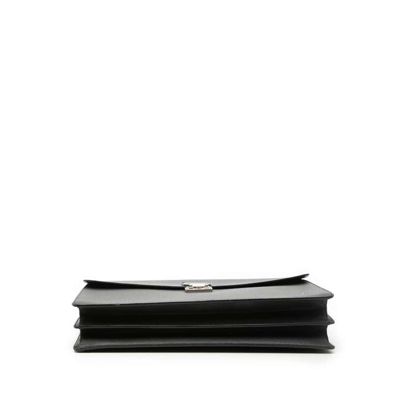 Louis Vuitton Taiga Robusto 2 Black Leather Good condition - Inside View