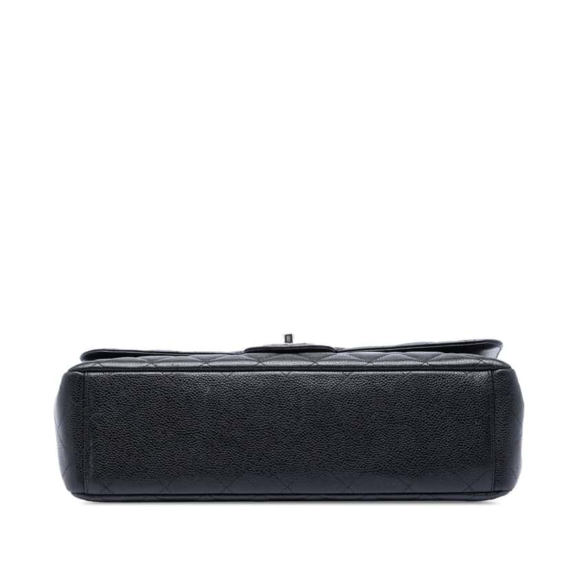 Chanel Maxi Classic Caviar Double Flap Black Leather Very good condition - Inside View