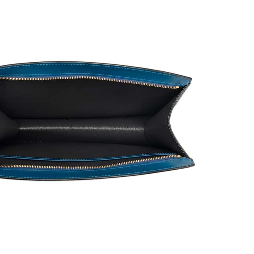Louis Vuitton Epi Trousse Crete Blue Leather Very good condition - Model View