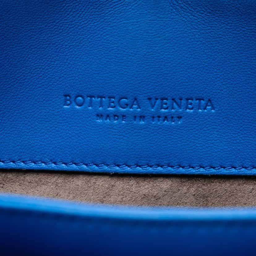 Bottega Veneta Medium Nappa Intrecciato Olimpia Shoulder Bag Blue Leather Very good condition - Box View