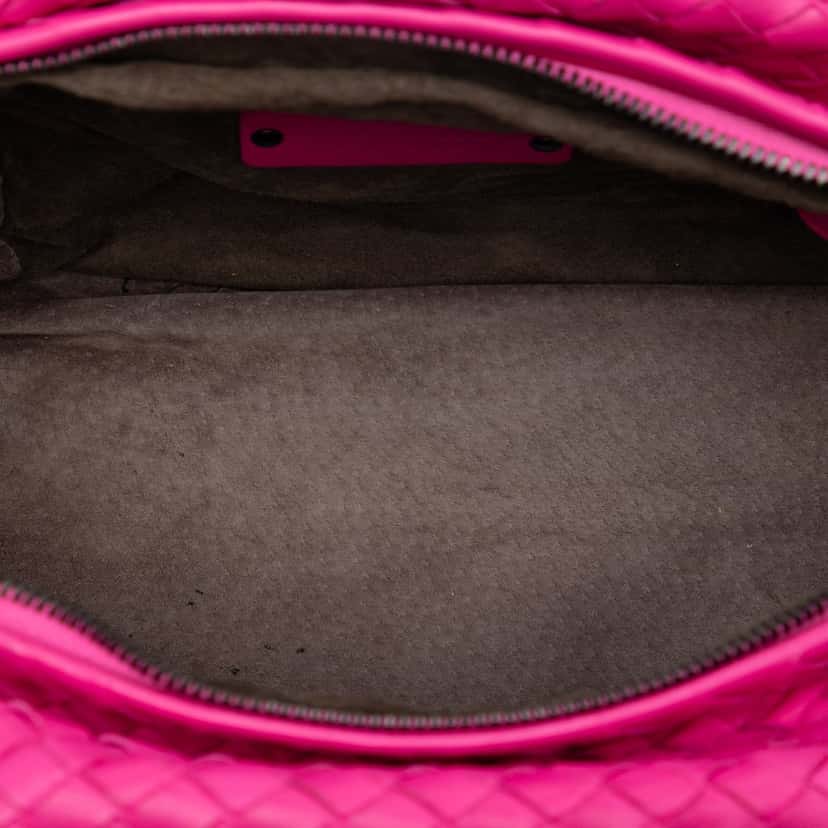 Bottega Veneta Nappa Intrecciato Cube Crossbody Pink Leather Very good condition - Model View