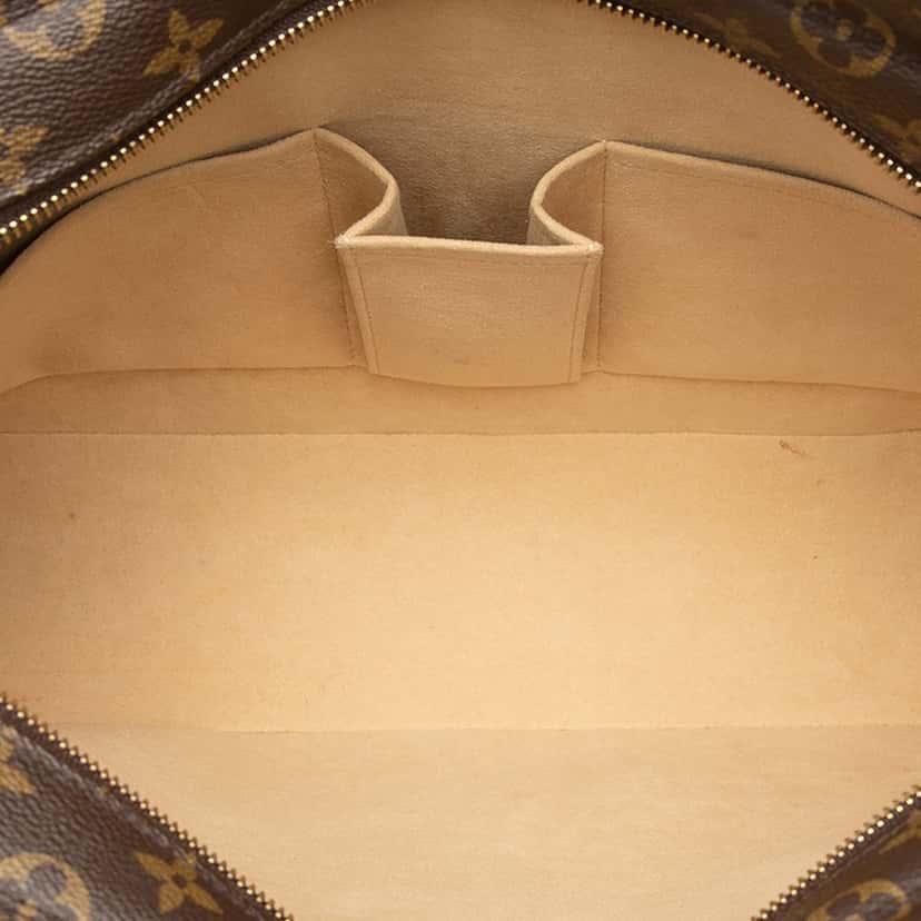 Louis Vuitton Monogram Luco Brown Very good condition - Model View