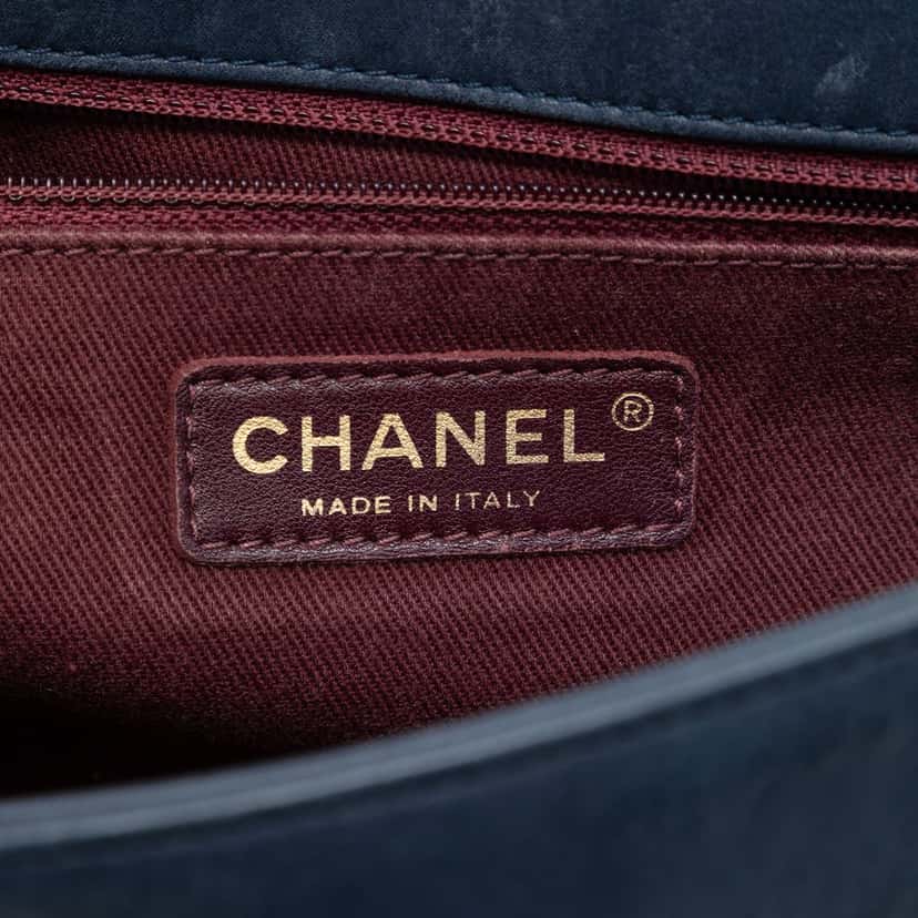 Chanel Medium CC Quilted Iridescent Calfskin Sheriff Star Flap Blue Leather Very good condition - Box View