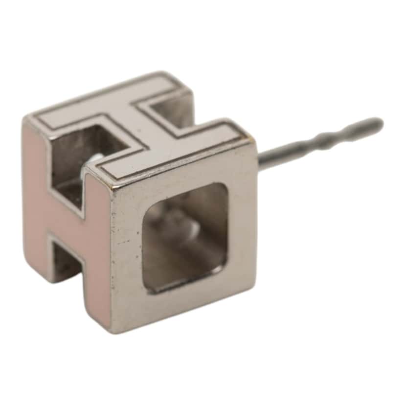 Hermès Palladium Plated Enamel Cage dH Cube Push Back Earrings Pink Metal Very good condition - Model View