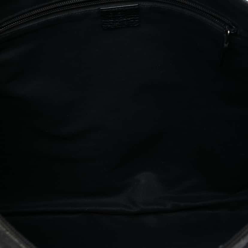 Gucci GG Denim Crossbody Black Very good condition - Model View