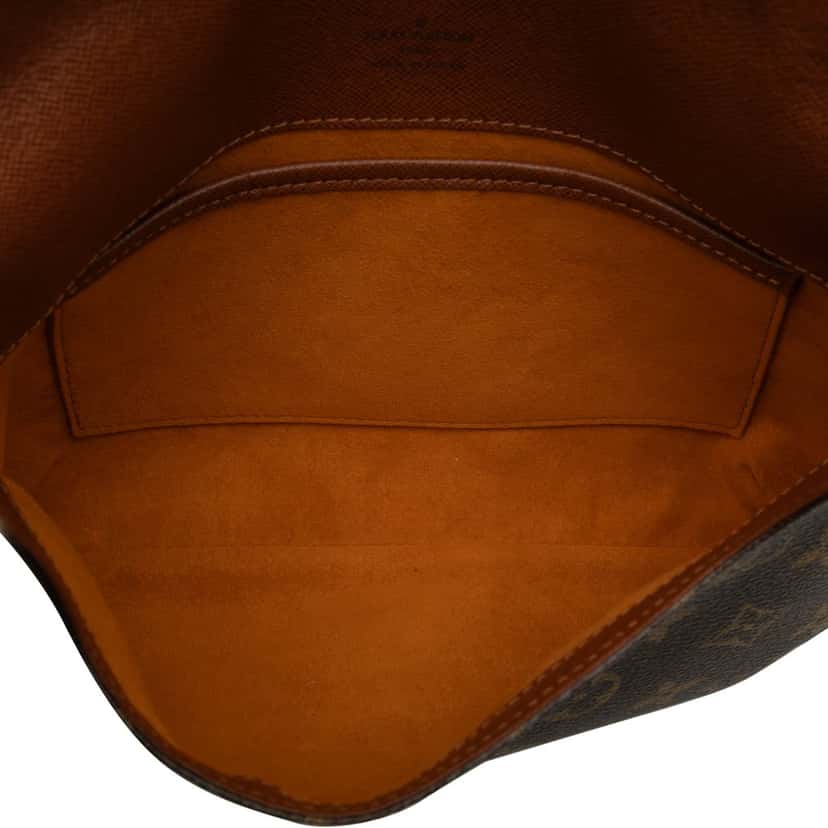Louis Vuitton Monogram Musette Tango Short Strap Brown Very good condition - Model View