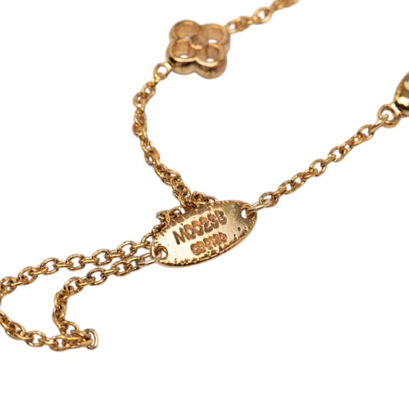Louis Vuitton Gold Plated Flower Full Necklace Gold Metal Very good condition - Model View