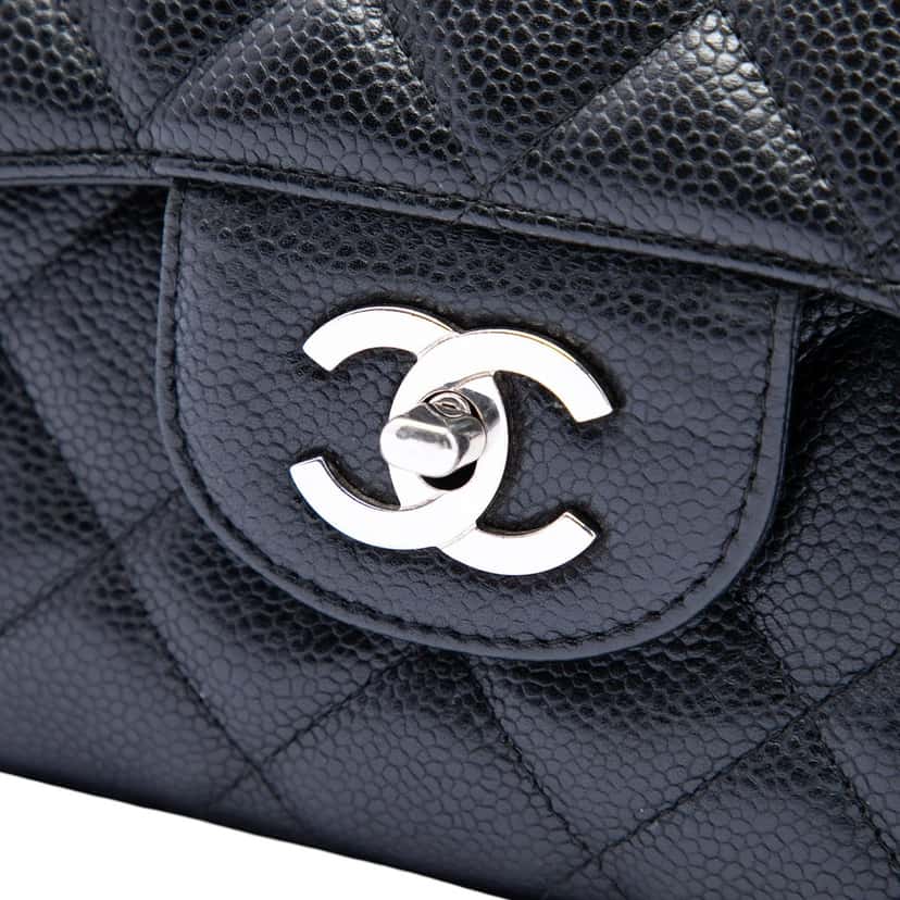 Chanel Jumbo Classic Caviar Single Flap Black Leather Very good condition - Box View