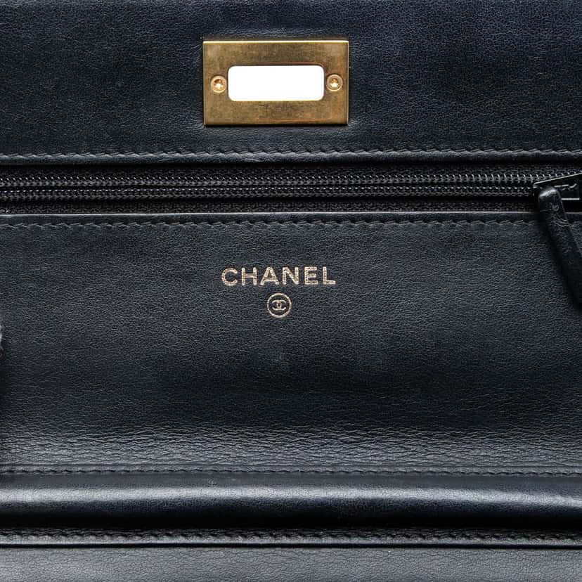 Chanel Quilted Aged Calfskin Reissue 2.55 Wallet on Chain Black Leather Very good condition - Box View