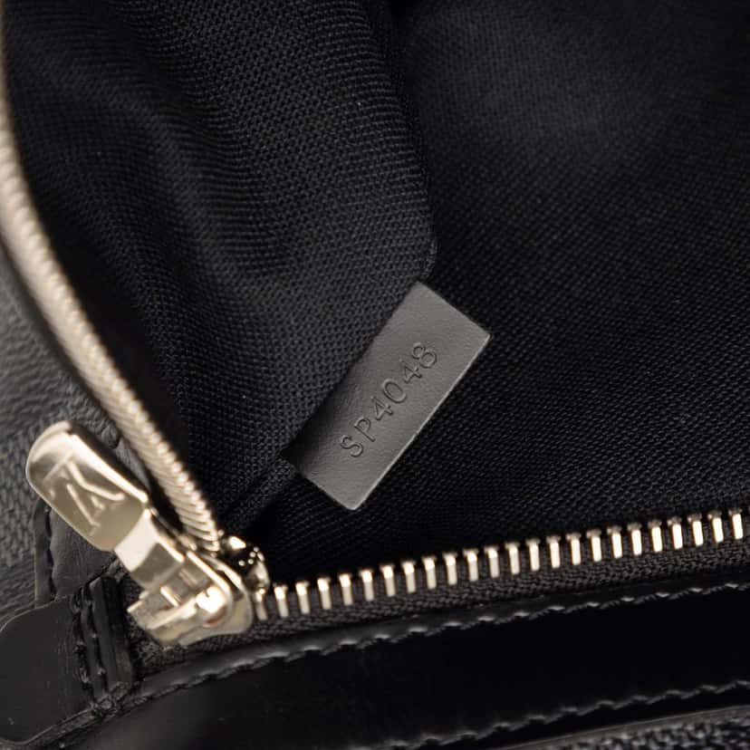 Louis Vuitton Damier Graphite Daniel GM Black Very good condition - Box View