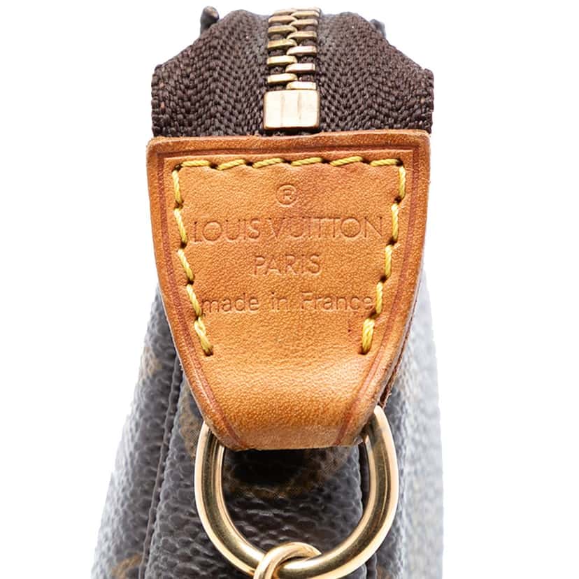 Louis Vuitton Monogram Mini Pochette Accessoires Brown Very good condition - Box View