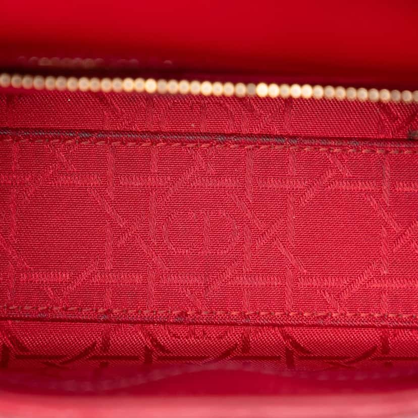 Dior Mini Patent Cannage Lady Dior Red Leather Very good condition - Model View